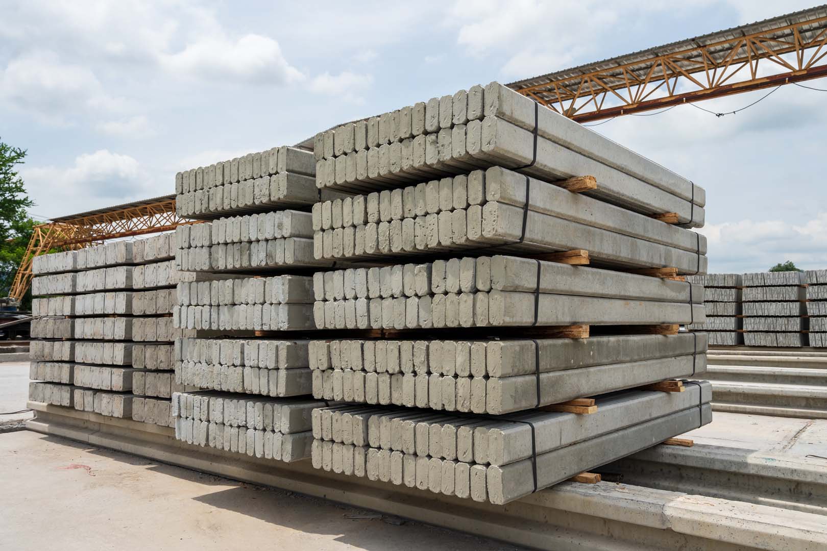 High Quality Prestressed Planks, Piles, Fence Manufacturer - DCON